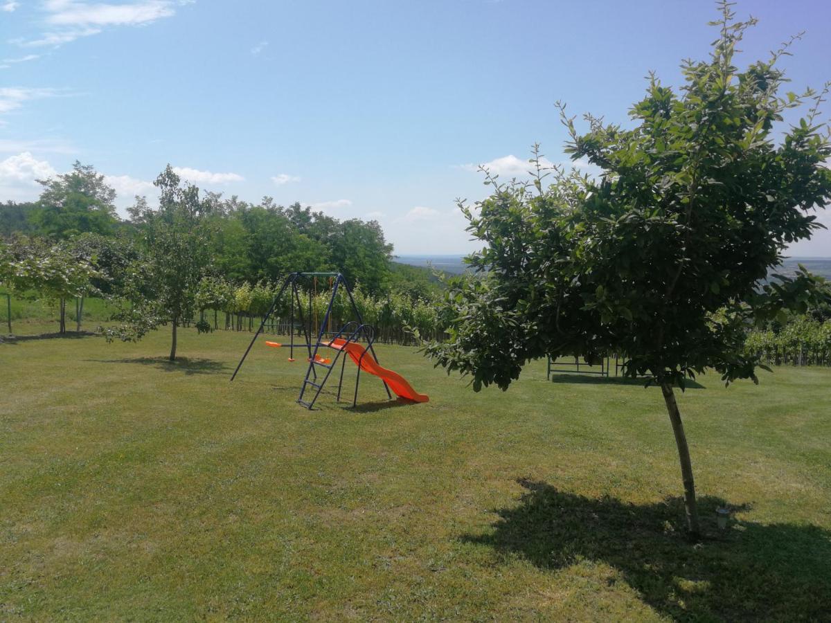 Bottyahat Guesthouse Rezi Exteriér fotografie